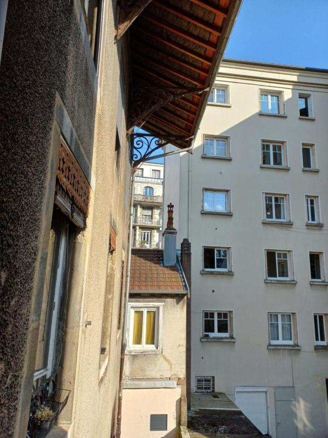 בסאנקון Le Carnot, A Deux Pas Du Centre Ville מראה חיצוני תמונה